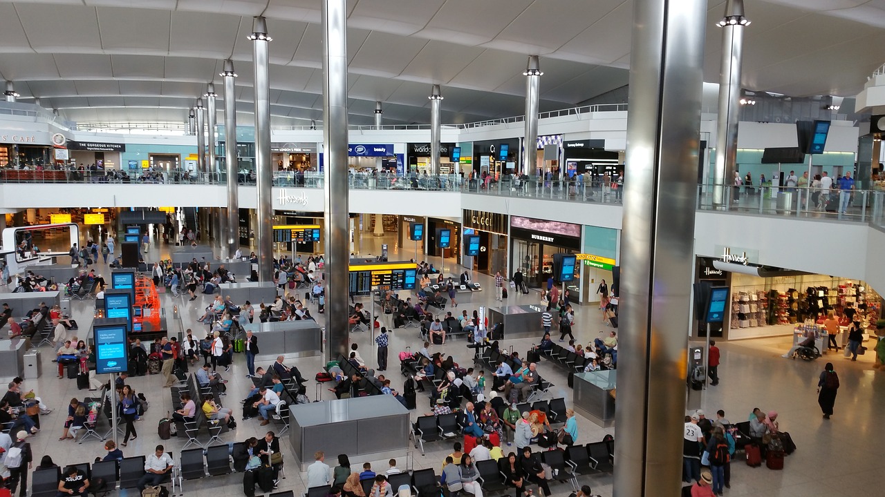 Why Heathrow Airport is such a great destination to get into the capital city of London